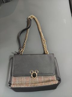 Sling Bag