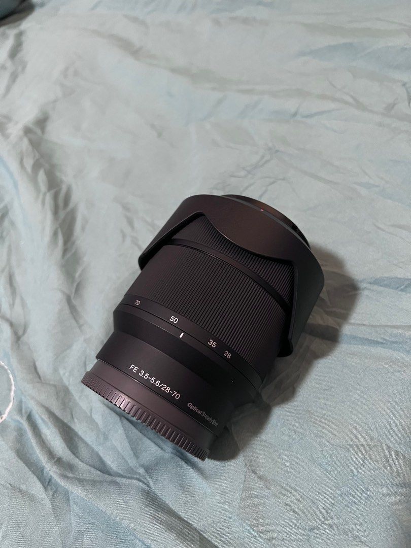 Sony FE3.5-5.6/28-70 Kit lens