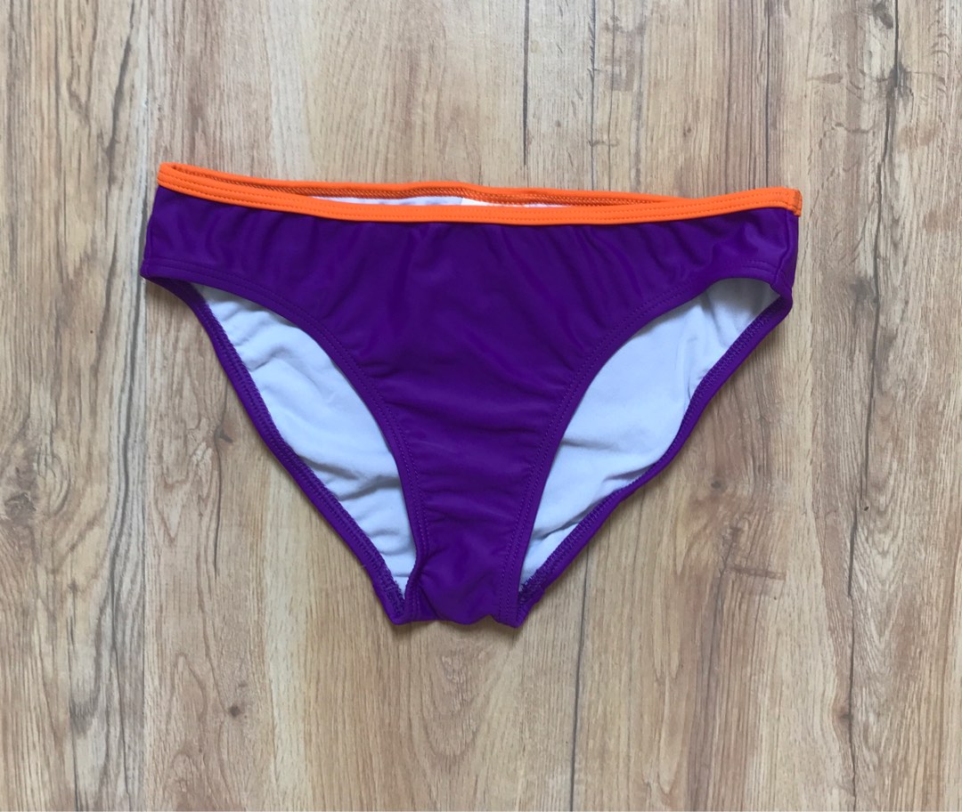 Speedo bottom, Women's Fashion, Swimwear, Bikinis & Swimsuits on Carousell