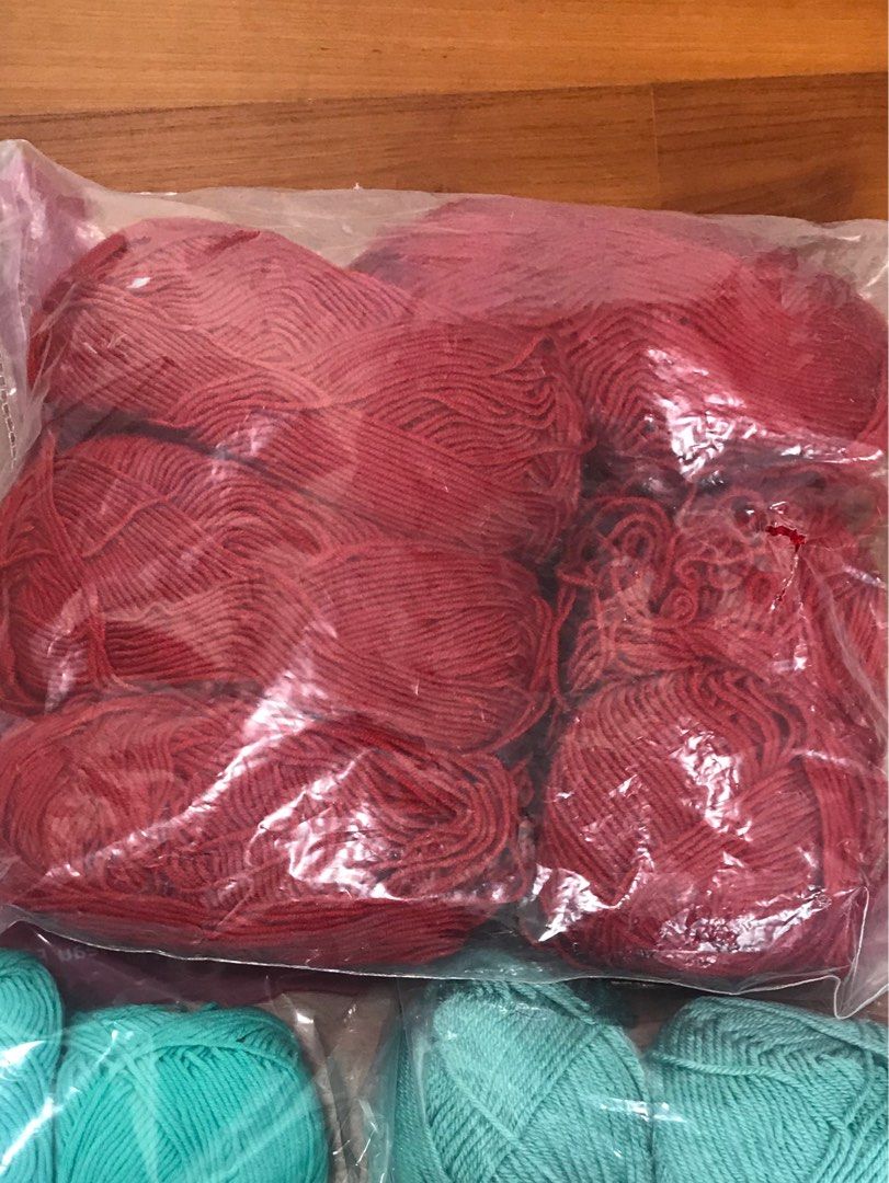 Spotlight yarns 400g per pack, Hobbies & Toys, Stationery & Craft