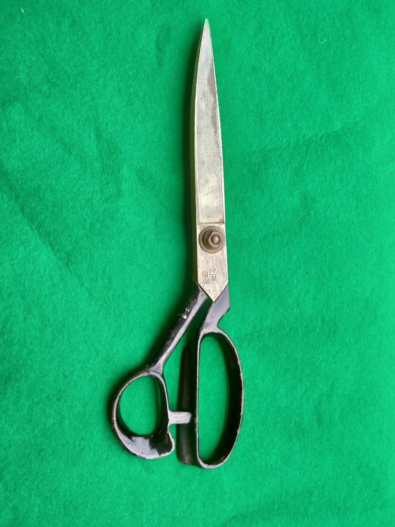 Steel scissors - Japan (Category: Craft Supplies & Tools) located in Muntinlupa City. Submitted by prime_finder (Listing ID 1221269405, Image 1). Description: Steel scissors made in Japan only for 400.