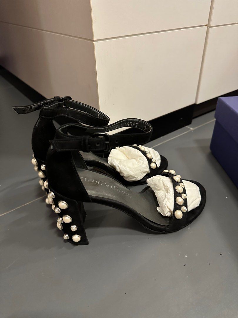 Stuart discount weitzman morepearls