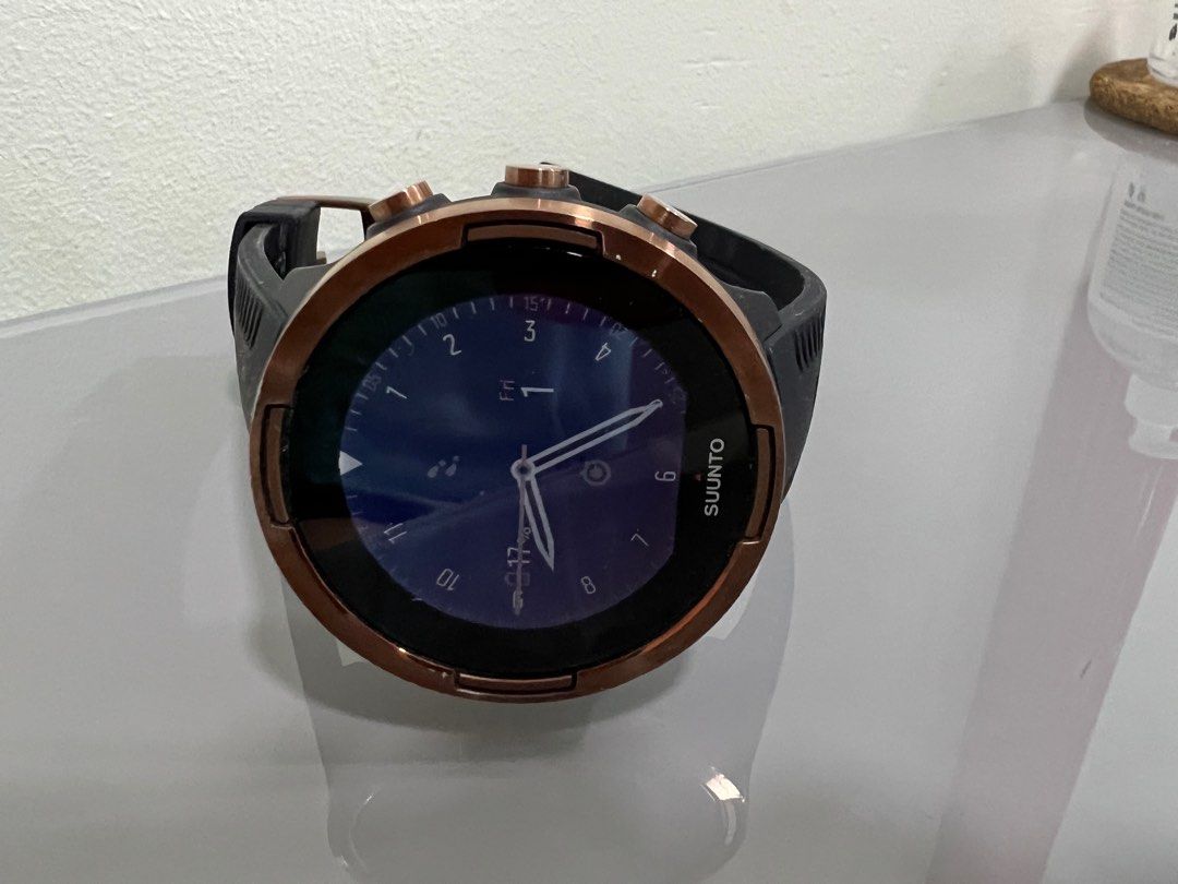 Suunto baro deals 9 gold