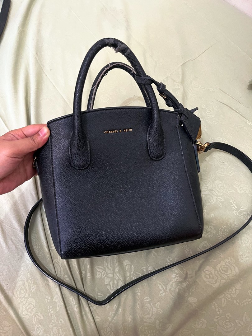 Tas Charles and Keith on Carousell