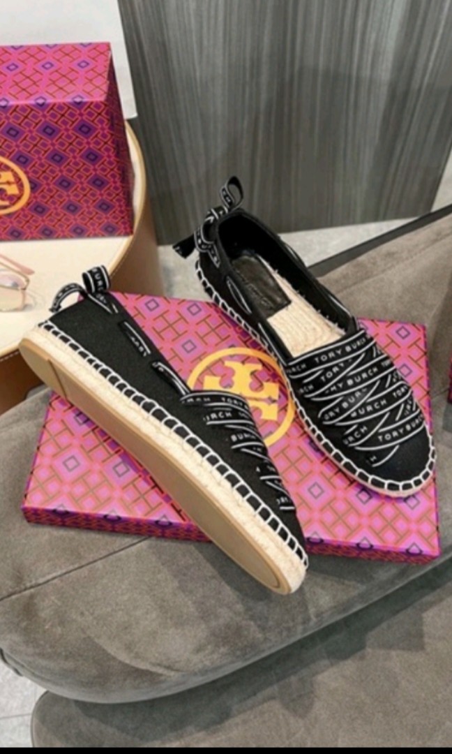 Tory Burch espadrilles BRAND NEW size 40, Women's Fashion, Footwear,  Loafers on Carousell