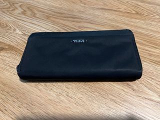 Tumi wallet authentic