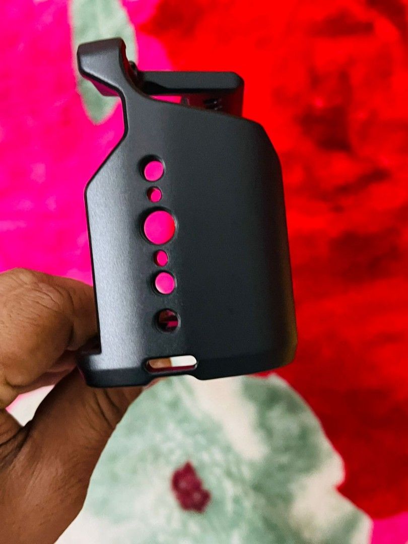 Ulanzi Camera Cage for Sony ZVE10, Photography, Photography Accessories, Other Photography