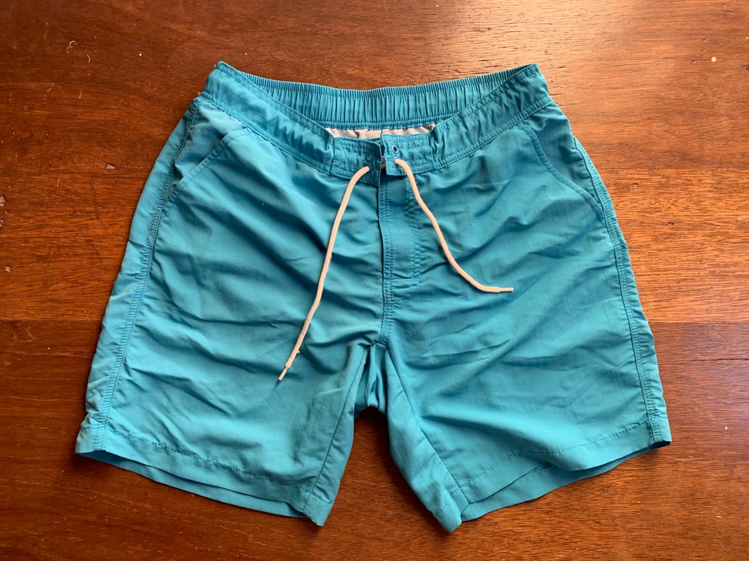 Uniqlo shorts, Men's Fashion, Bottoms, Shorts on Carousell