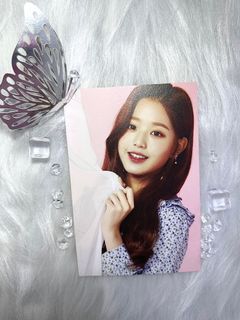 Wonyoung postcard izone