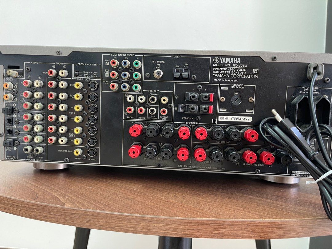 Yamaha Amplifier RXV750 with Original Remote Control, Audio, Soundbars