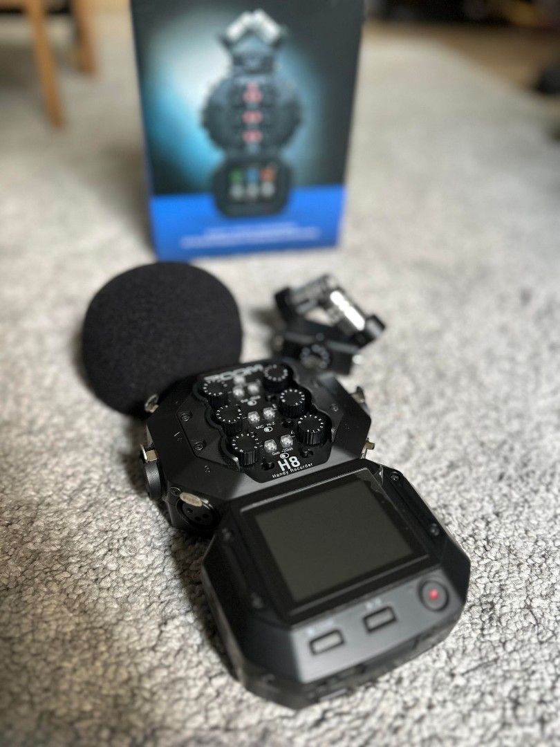 Zoom H8 8input Handy Recorder, Photography, Photography Accessories