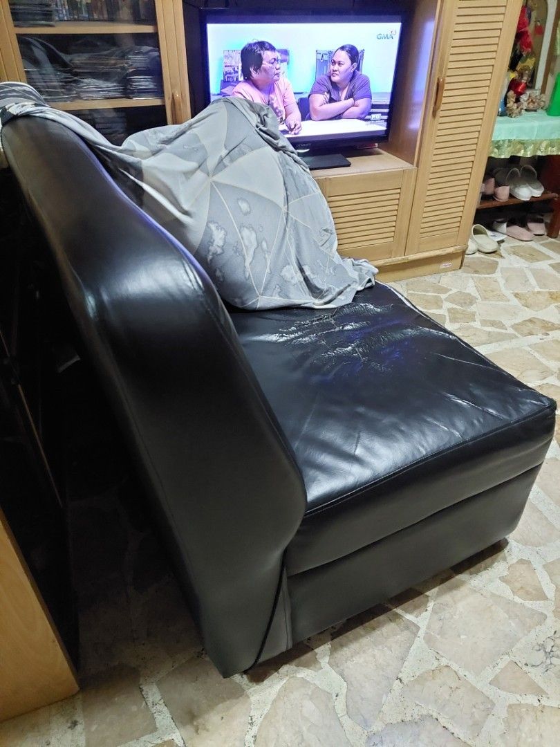 2 seater leather Sofa 2 sets and shelves (Category: Sofas) located in Paranaque City. Submitted by erick_e (Listing ID 1221655009, Image 1). Description: 2 sets Black Leather Sofa 2 seater for sale Orig price 9000 1 brown laminated Computer Table 1000 1 DumbBell tree Rack 1800 orig price 3000 1 Bean Bag 600 Rfs Excess furnitures All for Pick up at Greenvale 1 Marcelo Green Village west service road paranaque city Med to Large Vehicle Only pls Cha