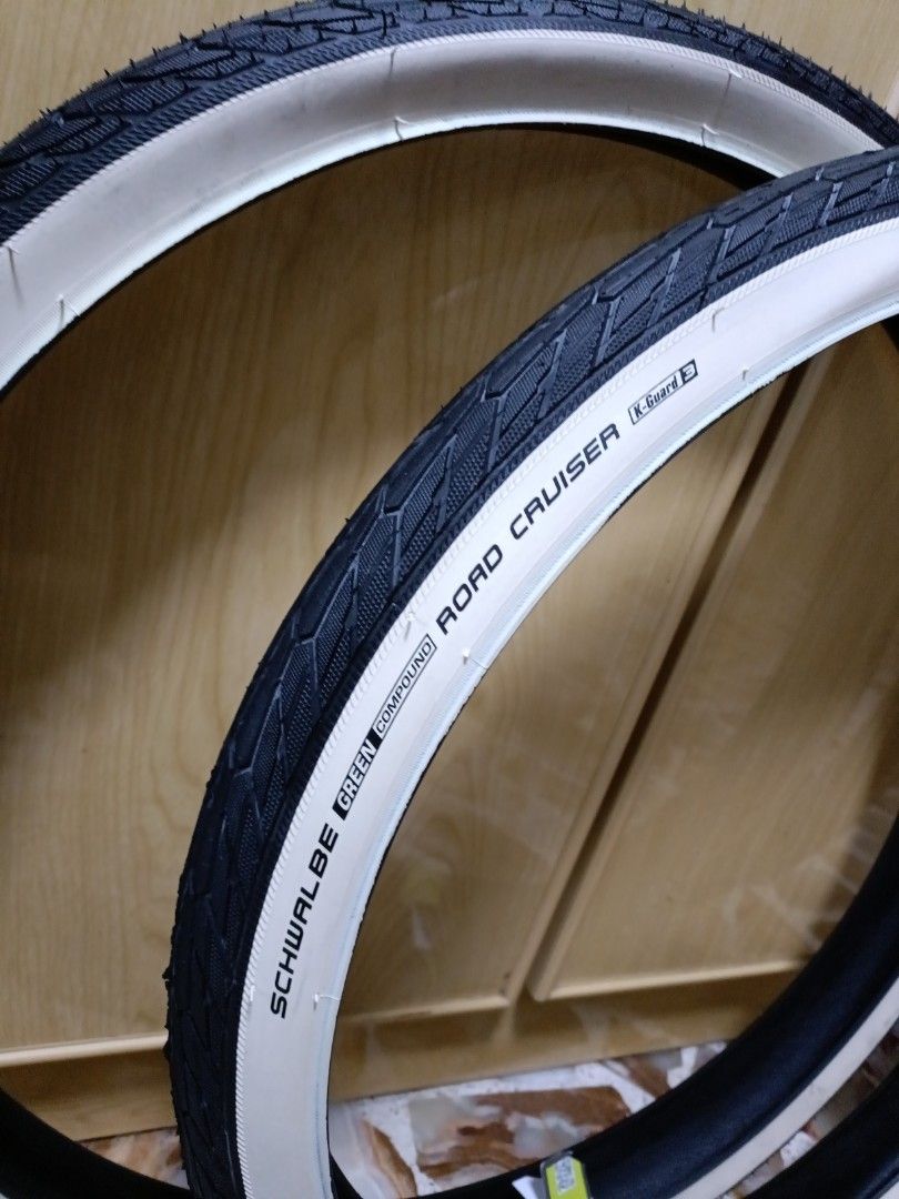 Schwalbe road hotsell cruiser 26