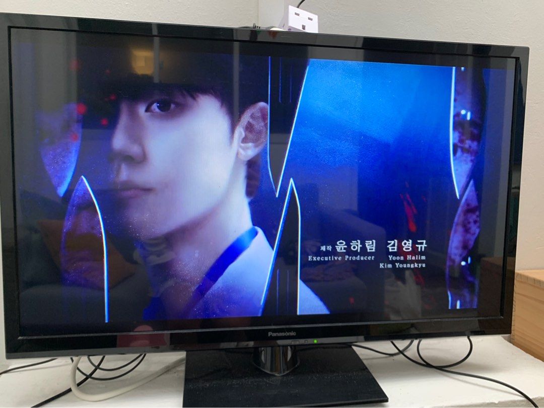 30 inch Panasonic TV, TV & Home Appliances, TV & Entertainment, TV on