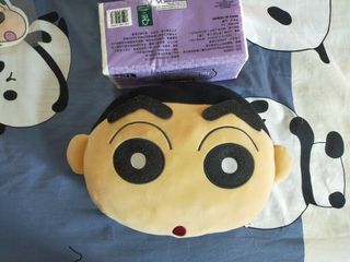 蠟筆小新抱枕