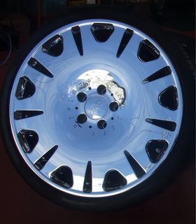 （分類：）位於 。 由 rims_tyres_670 提交（商品編號 1221593596，圖片 1）。簡介： 。