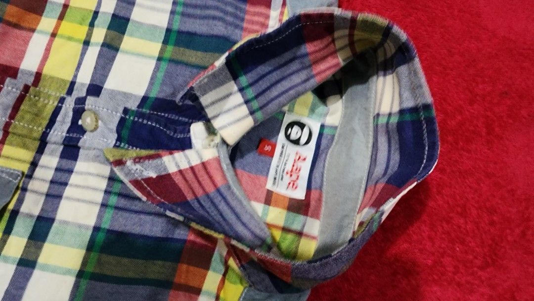 Aape polo (Category: Formal Shirts) located in Manila. Submitted by microus (Listing ID 1221502554, Image 2). Description: .