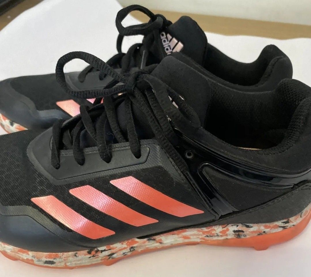 Fabela zone cheap hockey shoes
