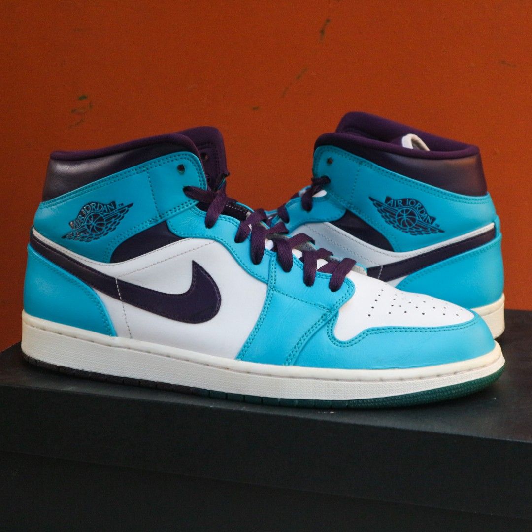 Jordan 1 mid hornets clearance