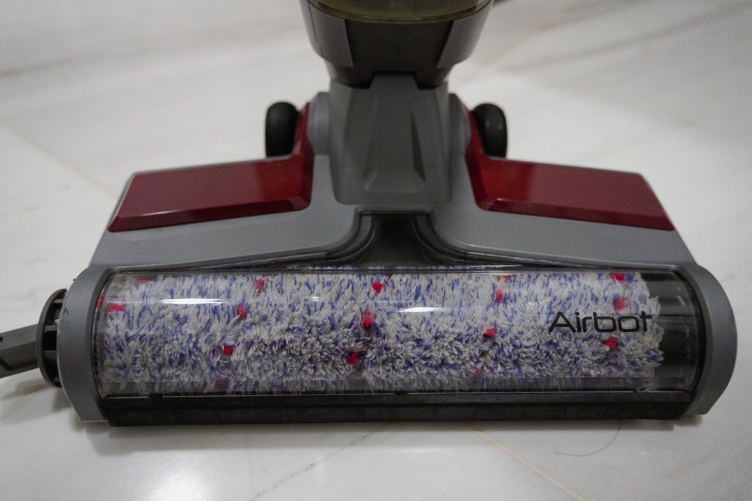 AIRBOT iClean WetDry Vacuum Cleaner (1st Gen), TV & Home Appliances