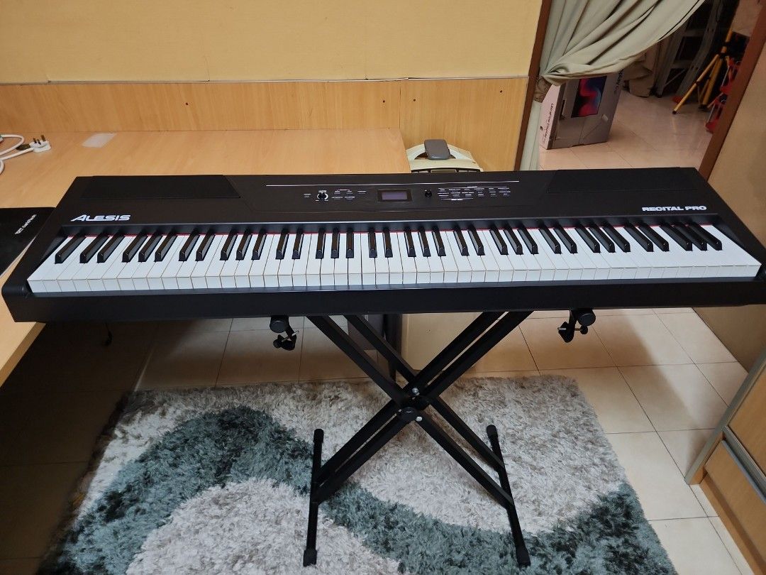 Alesis Recital Pro 88 Note Digital Piano