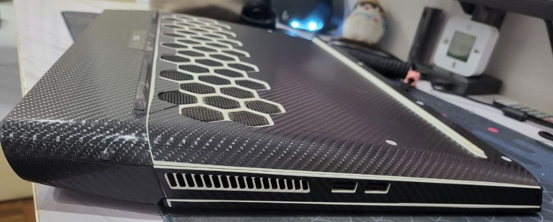 High end Alienware Gaming Laptop RTX 2080 17
