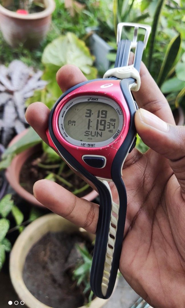 Asics watch 2025