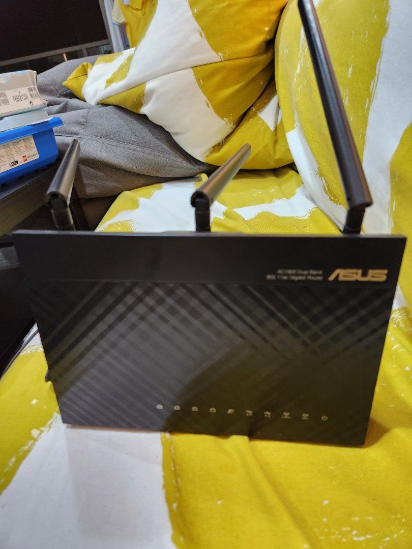asus ac1900 router, Computers & Tech, Parts & Accessories, Networking