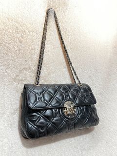 Authentic Metrocity Quilted Chain Bag
