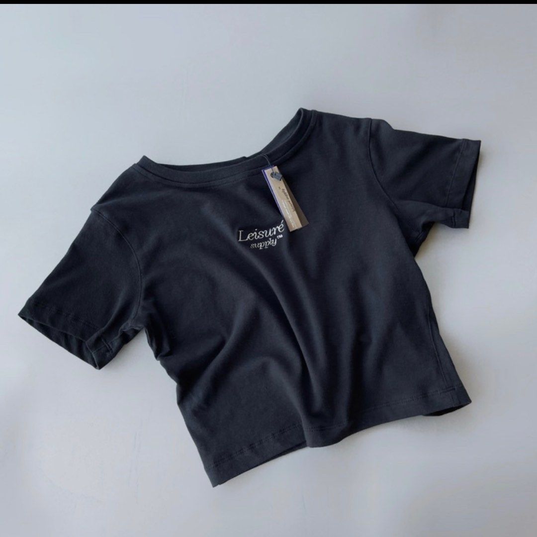 Baby Core Tees by Leisure Supply (Category: Shirts) located in Manila. Submitted by iyazn (Listing ID 1221661004, Image 2). Description: rfs: decluttering - ₱500 if you take both! - fits medium to large - not my style anymore - making more room for new clothes - barely used them - dm me for more pics - mop: gcash/maya .