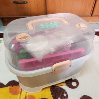 Baby Feeding Box