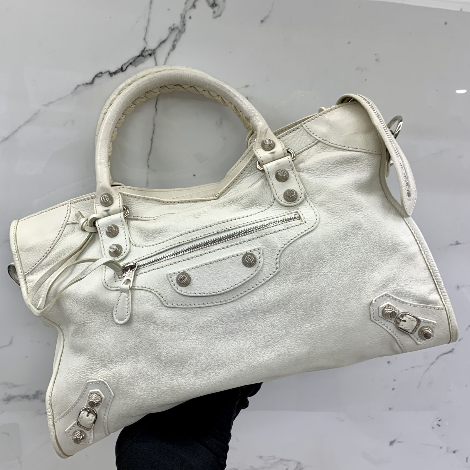 City leather handbag Balenciaga White in Leather - 31789757