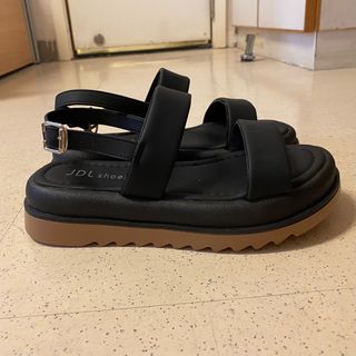 （分類：）位於 。 由 bloggerprincess 提交（商品編號 1221514434，圖片 1）。簡介： 。