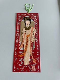 Bn Chinese folk painted paper cut book mark