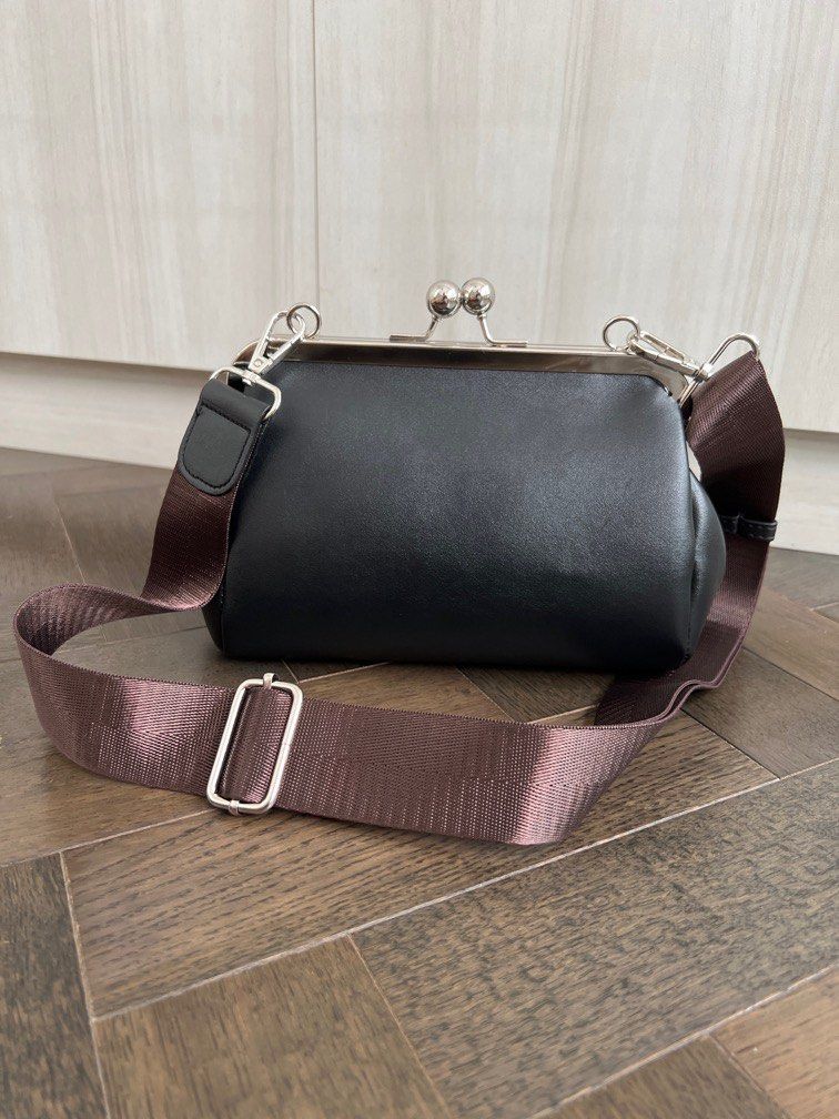 Kiss lock shoulder bag cheap