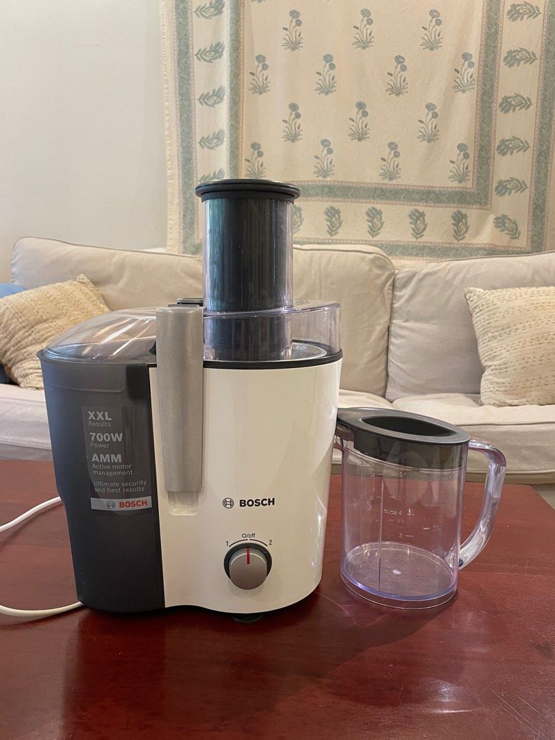 Bosch juicer XXL, TV & Home Appliances, Kitchen Appliances, Juicers