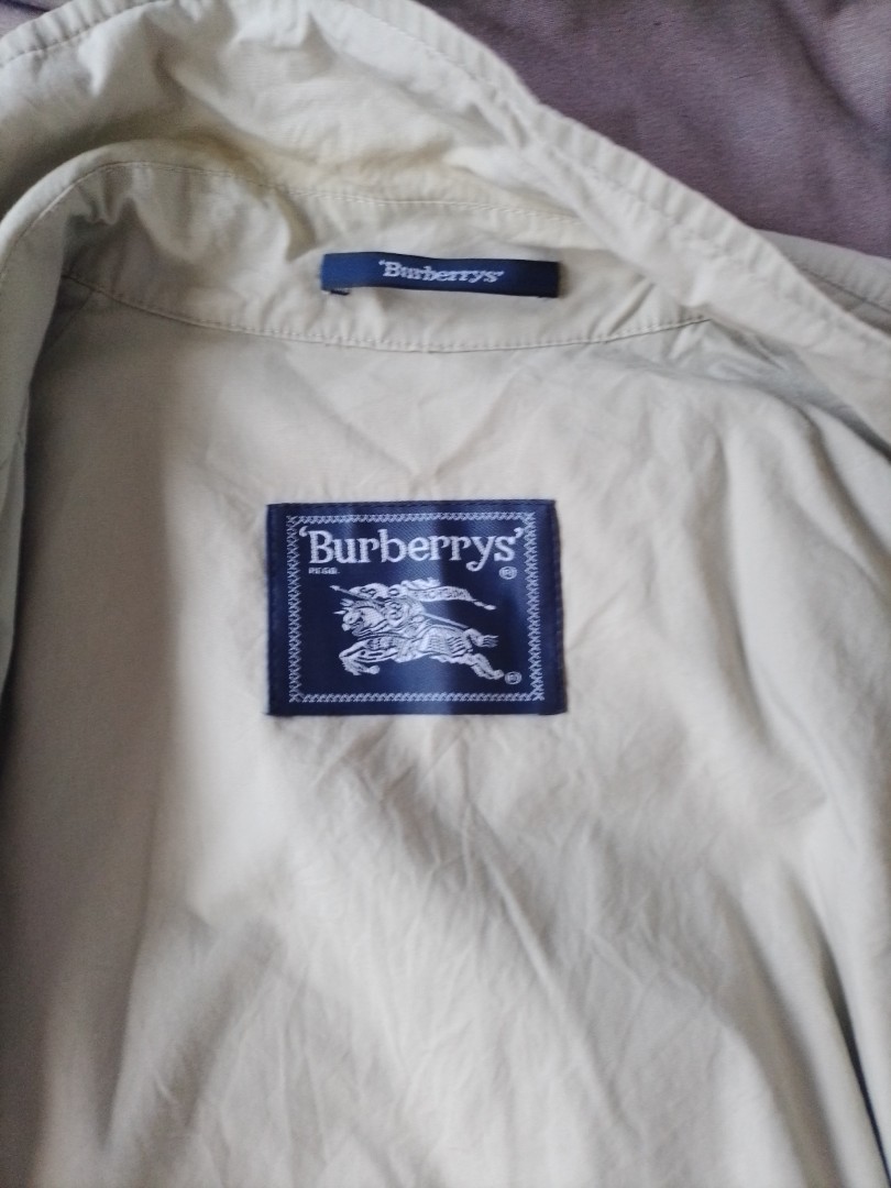 Burberry Jacket, Luxury, Apparel on Carousell