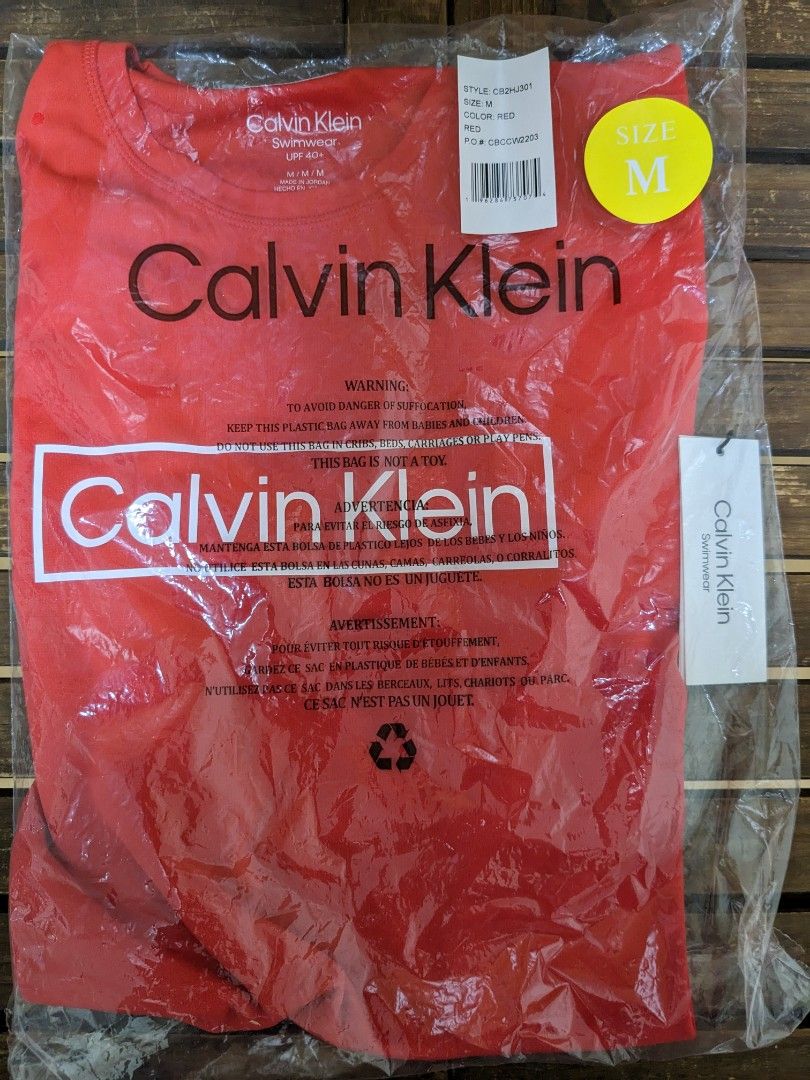 calvin klein t shirt red
