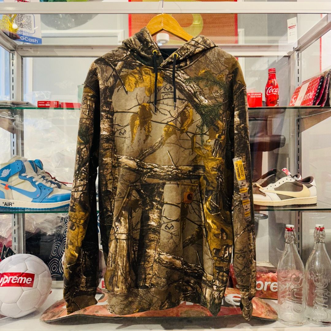 Carhartt Pullover Hoodie Realtree Camo Men s Fashion Coats Jackets and Outerwear on Carousell