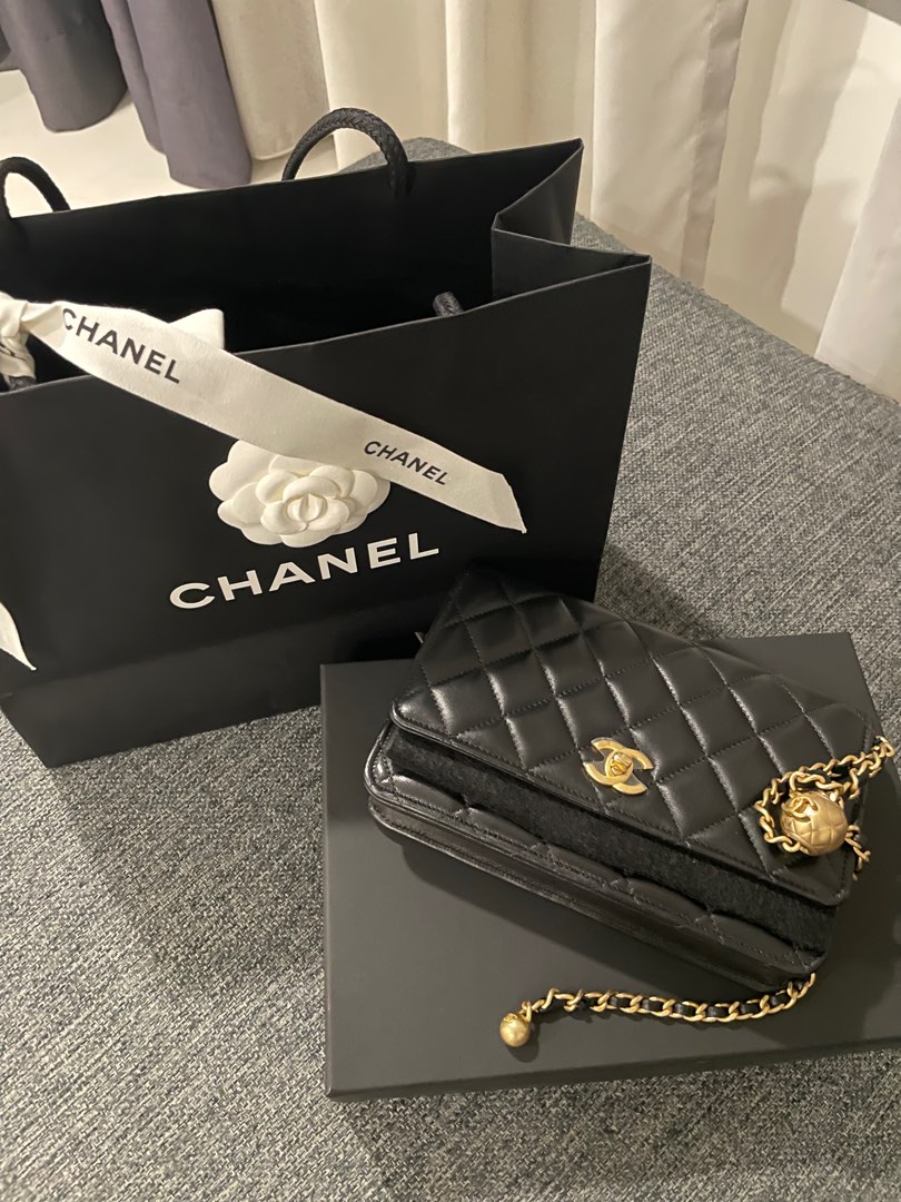 Chanel Pearl Crush Wallet on chain, Women's Fashion, Bags & Wallets