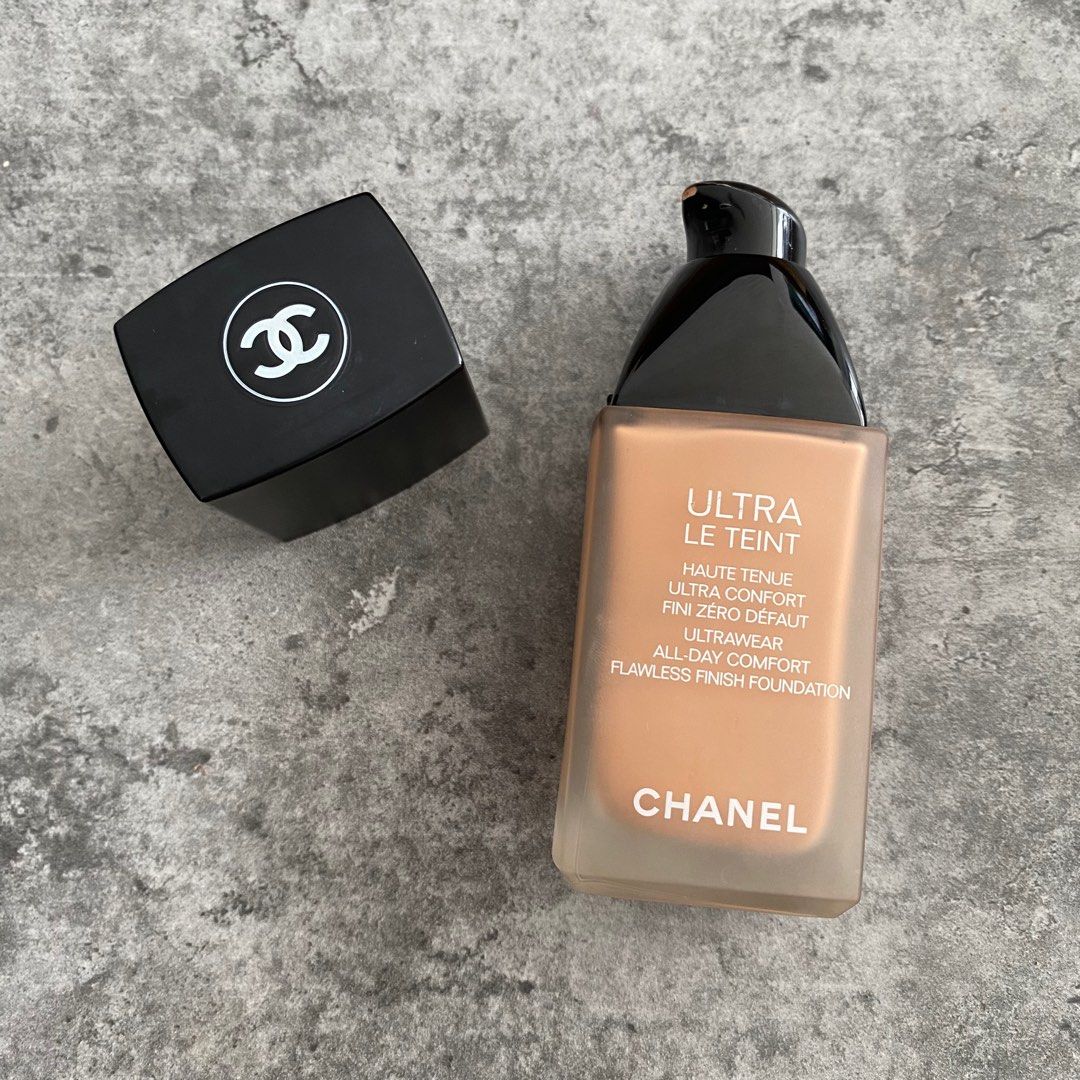 Chanel Ultra Le Teint Ultrawear All Day Comfort Flawless Finish Foundation  - # B20 (Beige), Beauty & Personal Care, Face, Face Care on Carousell