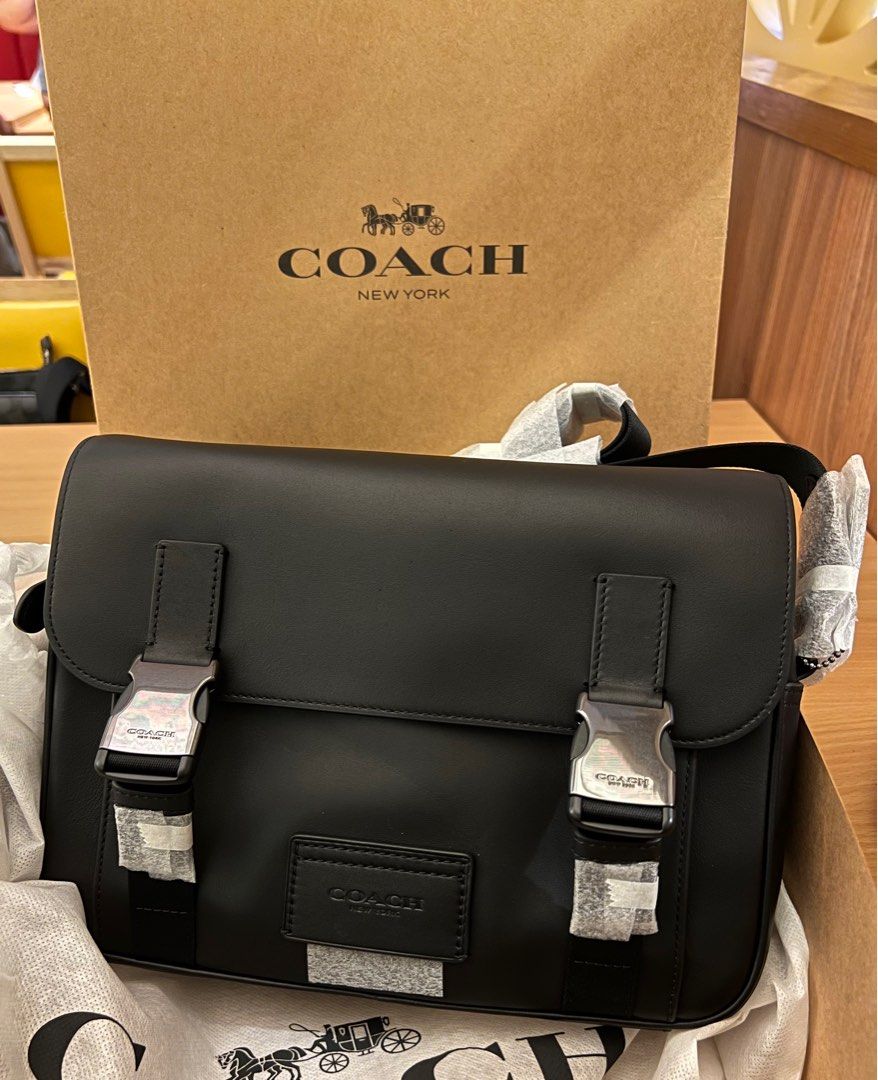 COACH MESSENGER BAG, Men's Fashion, Bags, Sling Bags on Carousell