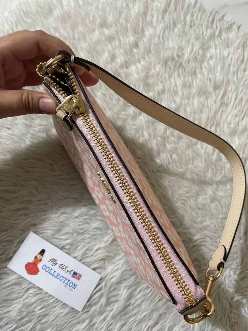 COACH Nolita 19 With Graphic Ditsy Floral Print NWT NEW for Sale in  Montclair, CA - OfferUp