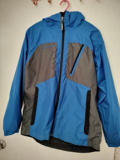 Columbia Windbreaker