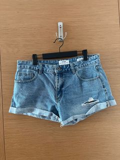 (Category: ) located in . Submitted by annafo1 (Listing ID 1221546290, Image 1). Description: .