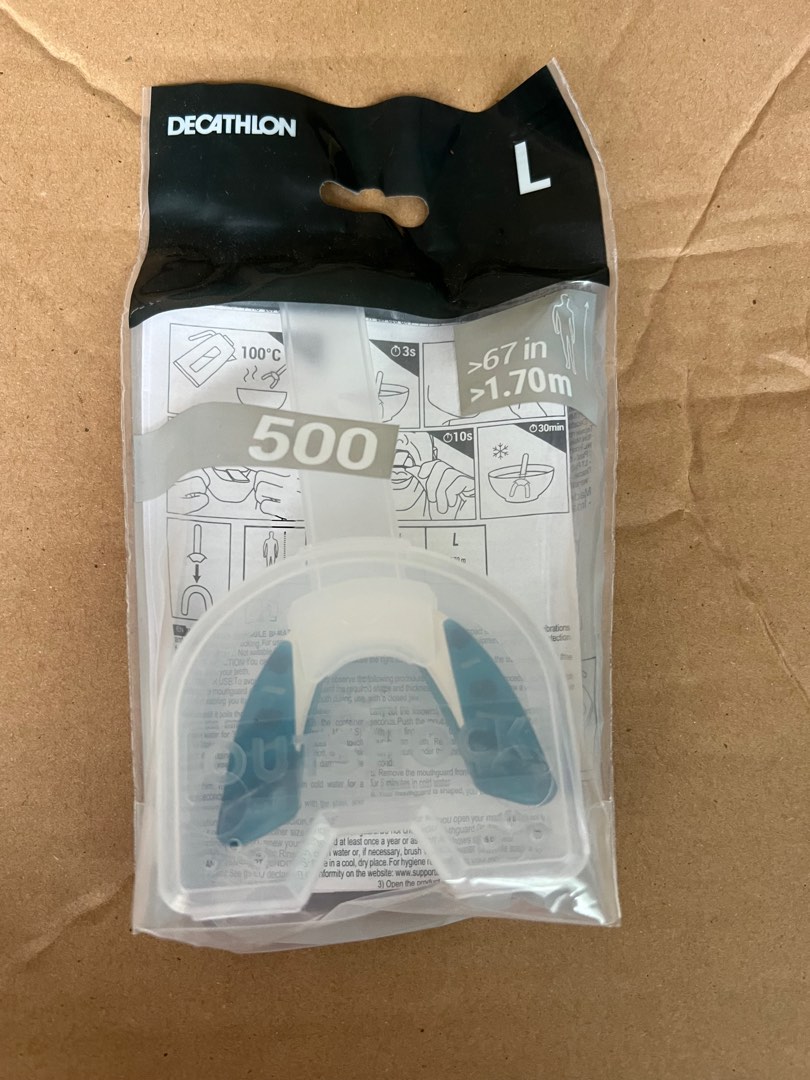 Decathlon Outshock mouth guard L size, Sports Equipment, Other Sports