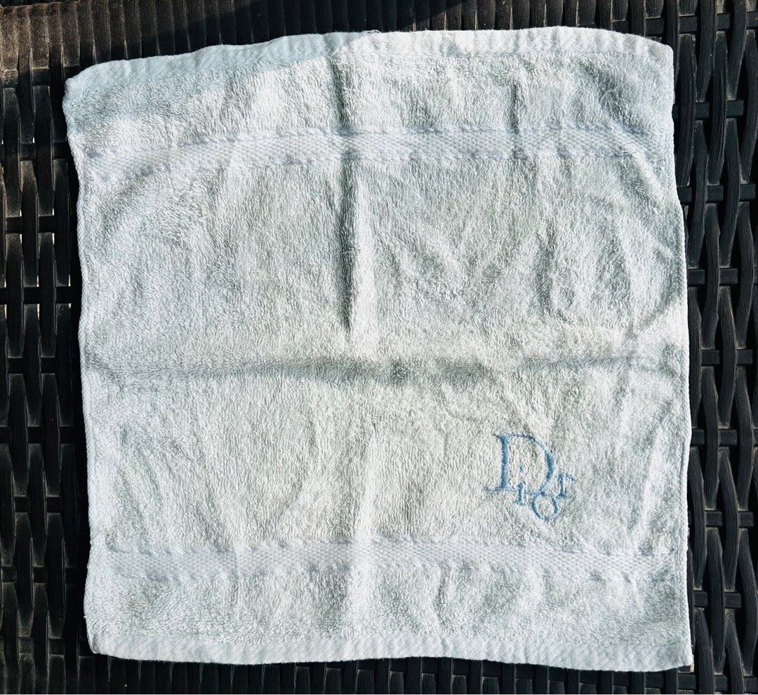 DIOR small towel (Category: Towels, Napkins & Holders) located in Quezon City. Submitted by whatsinmyclosett (Listing ID 1221550812, Image 1). Description: DIOR collectable towel ☑️Item in Japan ☑️ORIGINAL ☑️BRANDED ☑️GOOD condition ☑️Vintage ☑️33 X 34 CM ☑️manage your expectation this is second hand / Vintage Item Hindi Brand New Binibili mo! 🔴 yayama in towel 🔴BAWAL SA MAARTE!! 🔴NO RETURN, NO EXCHANGE!!!.
