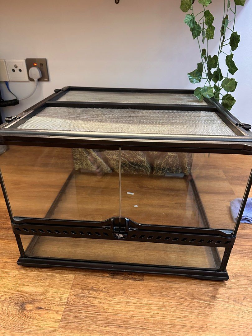 Exo Terra Terrarium Black 45cm Matttroy