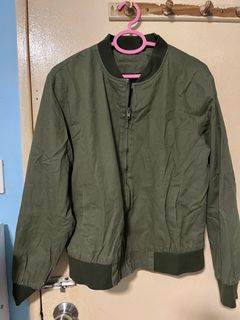 (Category: ) located in . Submitted by branded_sg (Listing ID 1221631923, Image 1). Description: .