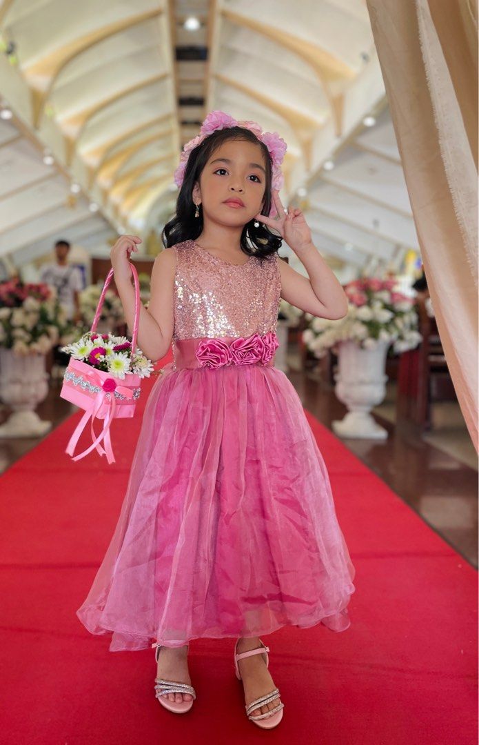 Flower girl gown (Category: Evening dresses & gowns) located in Zamboanga. Submitted by attyjasc (Listing ID 1221585424, Image 2). Description: Good as new. For ages 4-7 yo Pink Adjustable .
